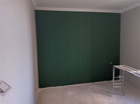 套房装修墙面需不需要刷底漆，刷墙漆施工方法及步骤_腾讯视频