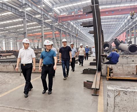 安徽中亚钢构计康生总经理率队到广西景典钢构考察指导工作，广西大型钢结构加工厂