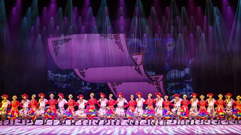 中央民族歌舞团《弦歌逐梦——西部丝路之旅音乐会》
