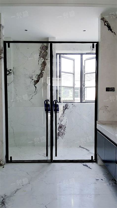 如何打造高颜值爆好用的下沉式淋浴房_石材_玻璃_型材