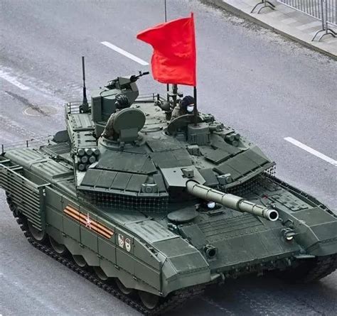 俄展示最新T90M坦克 换装全新炮塔今年将交付