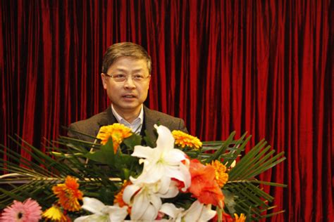 从“艰难时日”到“安心计划”：专访CU荣誉主席CEO张鹏