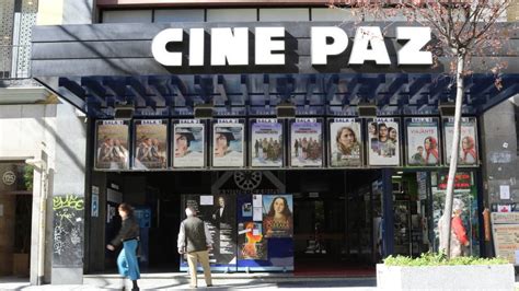 El Cine Paz: la sala en la que te podías encontrar a los reyes viendo ...