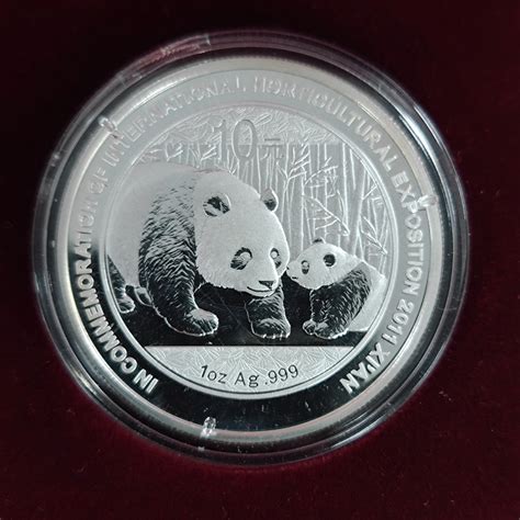 国宝熊猫纪念章大全套——40枚纯银版 - 知乎