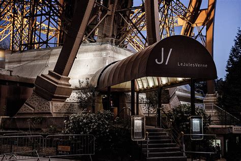 全球10大最美风景餐厅之一：儒勒·凡尔纳餐厅-笔记-ap艺术星球