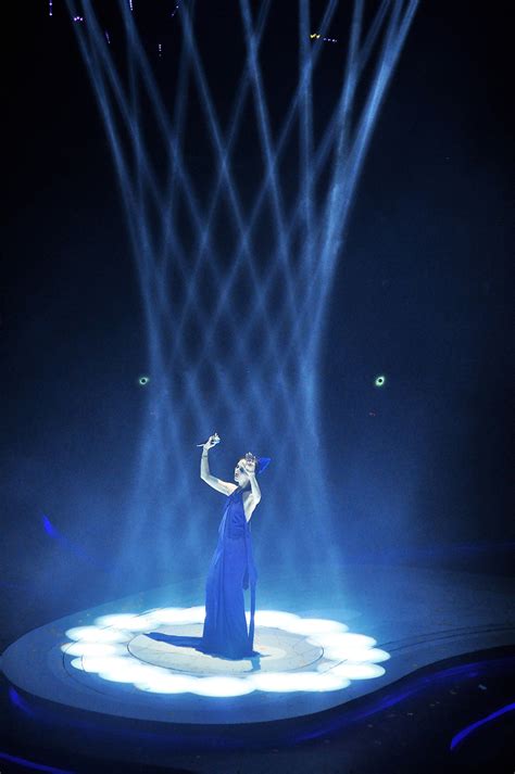 杨千嬅世界巡回演唱会2015香港站