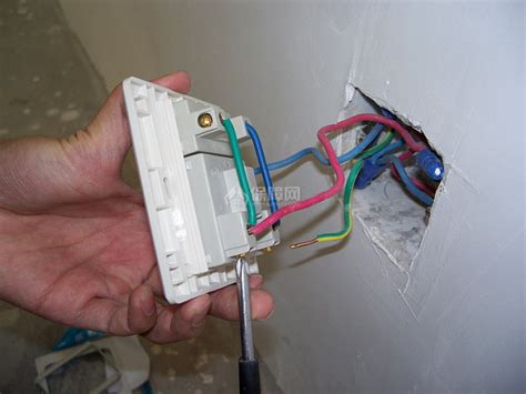 开关插座安装指南，不看会后悔 - 装修保障网