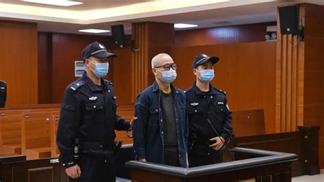广西一医院院长一审被判22年：从采购医疗器械及药品等方面捞好处，受贿5600多万元_凤凰网视频_凤凰网