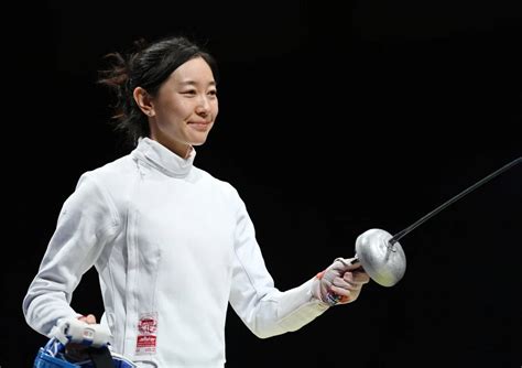 击剑：2019布达佩斯世界锦标赛 中国女子重剑团体夺魁！_国家体育总局
