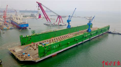 新装入列再投产 大连中远海运重工“远洋五”浮船坞升级改造完工投产-中华航运网