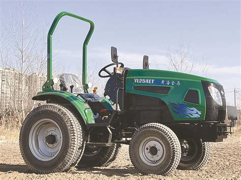 M2004-5G-拖拉机-农业装备-潍柴雷沃智慧农业