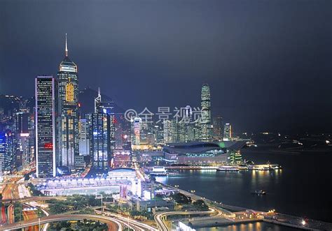 铜锣湾,位于香港岛中心,是香港主要商业及娱乐场所集中地!|维多利亚公园|铜锣湾|香港岛_新浪新闻