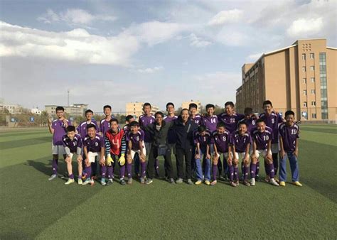 新疆两校队亮相首届全国青少年足球联赛 -天山网 - 新疆新闻门户