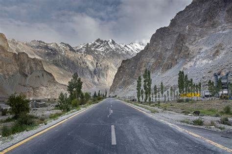 从中国到巴基斯坦 挑战世界最高最美公路喀喇昆仑公路
