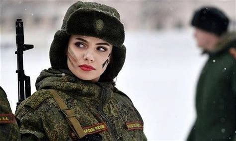 倾巢之下岂有完卵？乌克兰军队征战大量女兵入伍，美女的悲哀