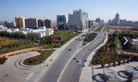 陕西第二大城市榆林, 2016中国城市GDP排名百强。也是陕西最富的城市。