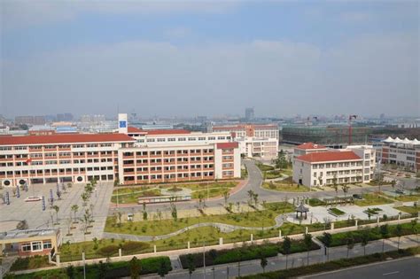 2022年安徽省初中学业水平考试泾县二中考点顺利开考