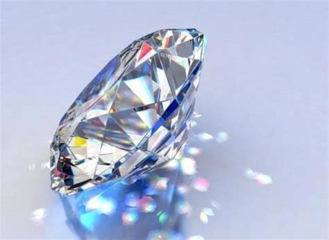实现钻石自由！河南成全球最大的人造钻石基地|钻石|金刚石|比尔斯_新浪新闻