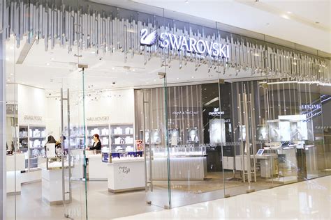 施华洛世奇拓张新概念水晶轩，中国首店开在了成都|界面新闻 · 时尚