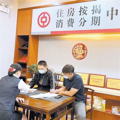 小区广告转卖二手电脑有套路：上海警方破获一诈骗团伙，1500元电脑实际只值几十元_手机新浪网
