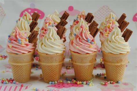 明治甜筒冰淇淋牛奶巧克力雪糕草莓牛奶冰激凌威化松脆筒95g支_虎窝淘
