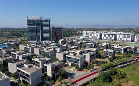 清远高新区：园区建设达到新高度 - 电子报 - 中国高新网 - 中国高新技术产业导报