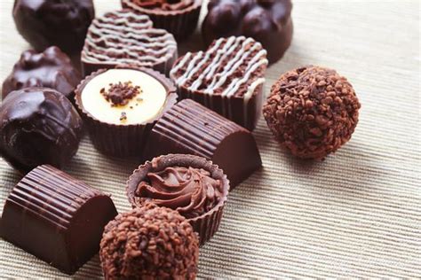 自制巧克力棒棒糖的做法_【图解】自制巧克力棒棒糖怎么做如何做好吃_自制巧克力棒棒糖家常做法大全_CICOY_豆果美食