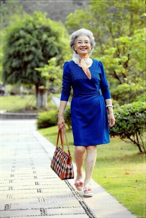 模特心态丨形象与气质跟年龄无关 86岁高龄曼妙动人她是如何做到的_北京新时代模特学校 | 中国时尚艺术教育培训基地