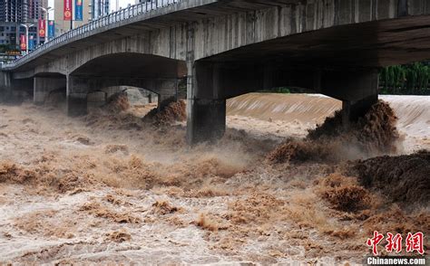 四川达州遭遇暴雨洪灾 3人死亡8000多人转移_公益频道_凤凰网