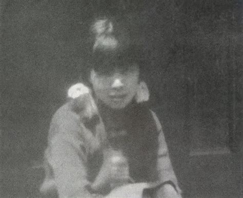 萧红的简介及个人资料呼兰河传(东北女作家萧红的成名往事，和她31年短暂又曲折坎坷的人生) | 说明书网