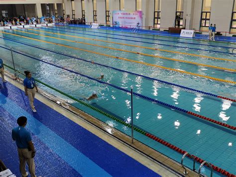 718名运动员激烈角逐 河南省青少年游泳锦标赛周口开赛-大河报网