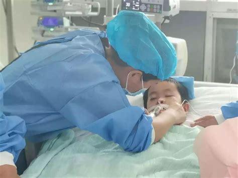 泪目！7岁男孩因病去世，捐出器官挽救5个家庭_社会奇趣_湖南红网新闻频道