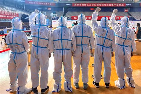 南京抗疫日记｜站在一线“蒸桑拿”的可爱的人_新华报业网
