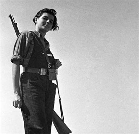 二战欧洲战场，战争中的各国女兵 - 微文周刊