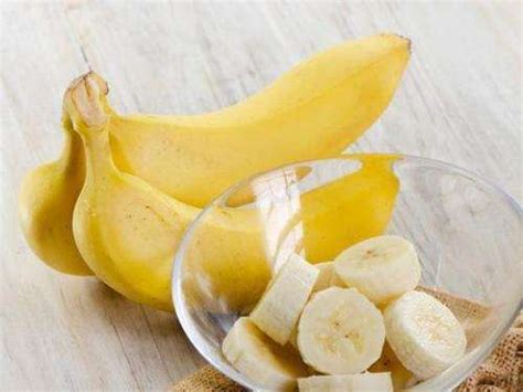 减肥期间可以吃香蕉吗 香蕉的减肥功效 _八宝网