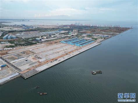 广西北海码头迎首座轨道式装船机 提升港口装卸效能-中华航运网