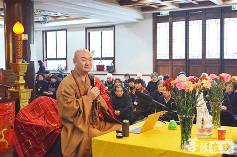 宁波天童禅寺举行第六期居士学佛班开学仪式