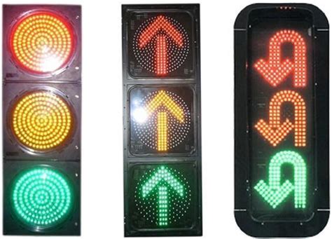 丁字路口红绿灯交通规则图解，丁字路口红灯能直行吗？能右转吗-无敌电动