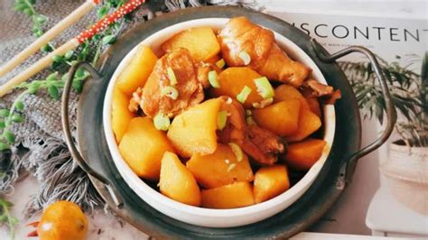【三黄鸡炖土豆的做法步骤图，怎么做好吃】孙小美_下厨房