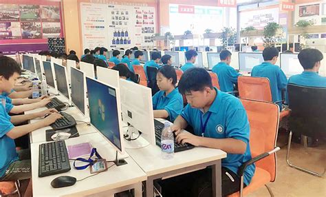 贵阳新华2022级秋季新生班举办打字比赛_新华互联网科技
