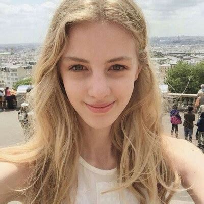 外国人头像甜美女生
