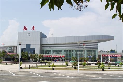咸阳市区域经济研究学会在国际商贸学院召开在咸阳日报发表-新闻网 - 陕西国际商贸学院
