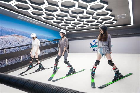展冀气膜馆之室内滑雪场的优势 -上海展冀膜结构
