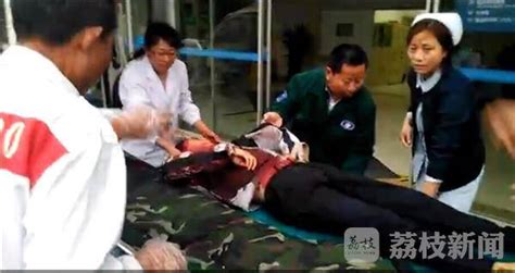 扬州17岁学生与同学起纠纷 校内被捅死亡（组图）_手机凤凰网