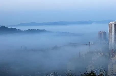 雾气蒙蒙的长白山天池摄影jpg图片免费下载_编号1ldhynd7z_图精灵