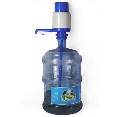 低价批发大号桶装水手压塑料泵饮水机水桶取水器泵水器压水泵赠品-阿里巴巴
