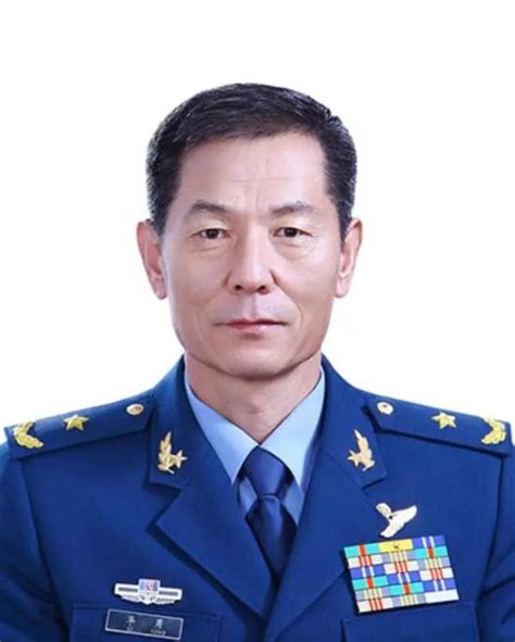 副战区级空军少将李勇已担任联勤保障部队司令员_手机新浪网