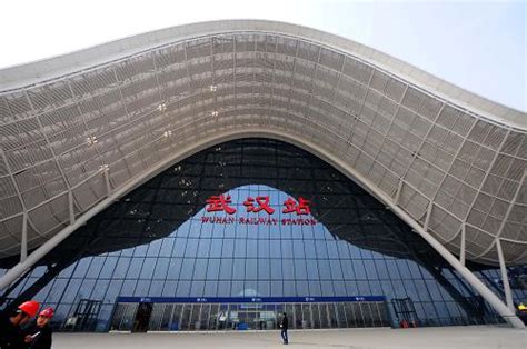 武汉新华路体育场大气航拍实拍摄影图高清摄影大图-千库网