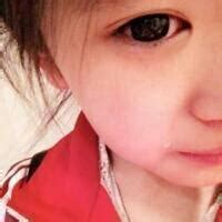 韩系甜美女生捂嘴变装头像