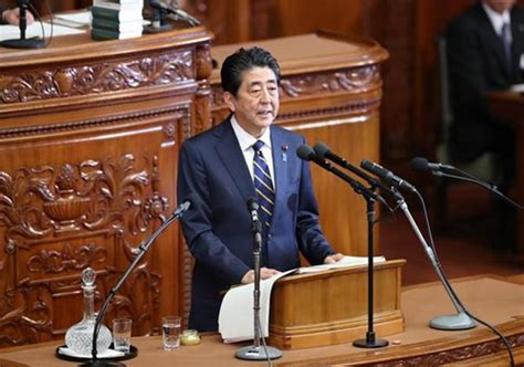 日本首相安倍晋三计划辞职 最新接班人会是谁_查查吧